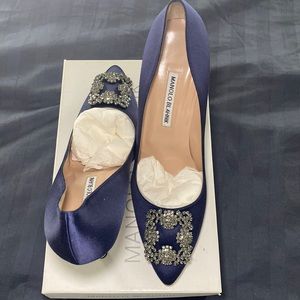 Brand new Manolo Hangisi !!! Never worn